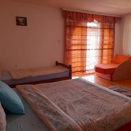 Apartment Gjorgi *