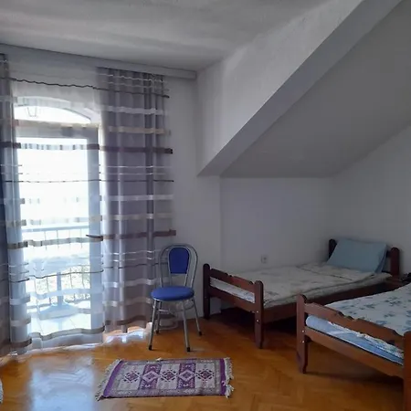 Gjorgi Apartment